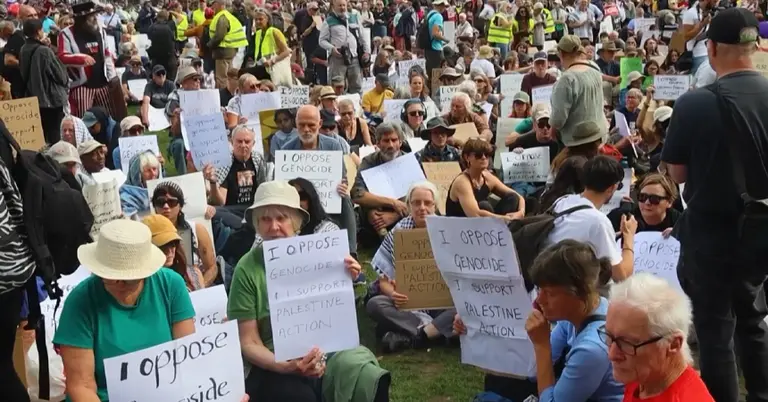 যুক্তরাজ্যে ইসরাইলবিরোধী বিক্ষোভ